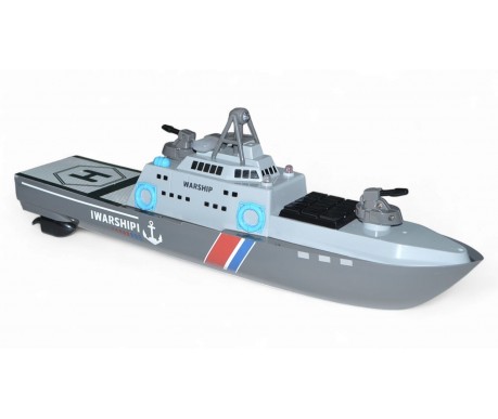 Радиоуправляемый корабль с посадочной площадкой