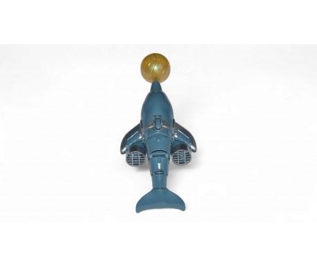 Дельфин на радиоуправлении