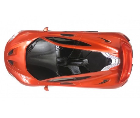 Машинка на пульте управления McLaren P1 (1:24, свет фар)